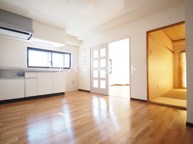 居室・リビング　ゆったり過ごせるダイニングスペースです