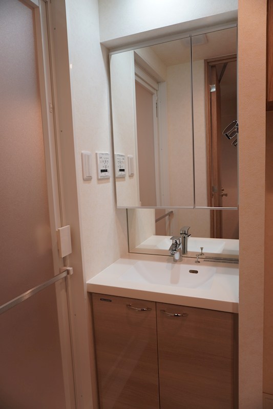 洗面設備　独立洗面台