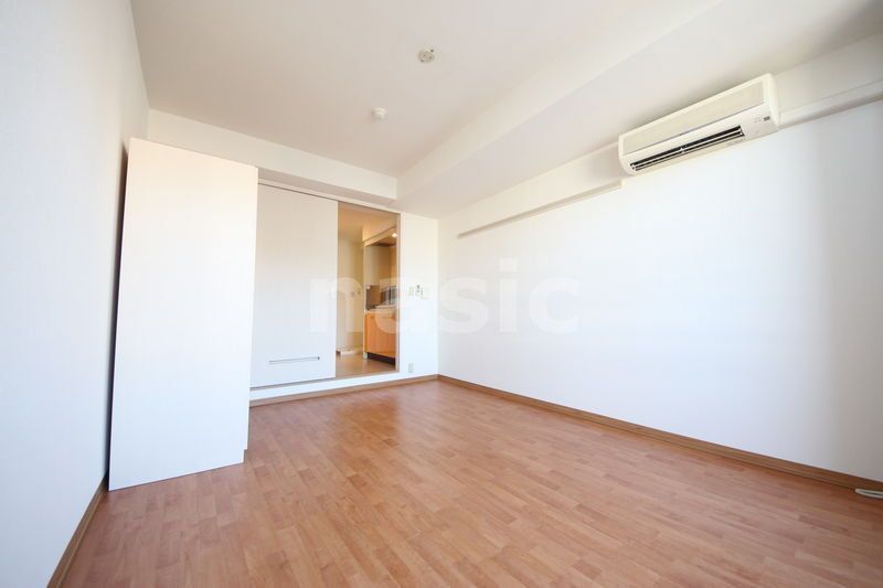 居室・リビング　硬質床材