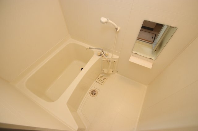 バス・シャワールーム　バス／シャワー