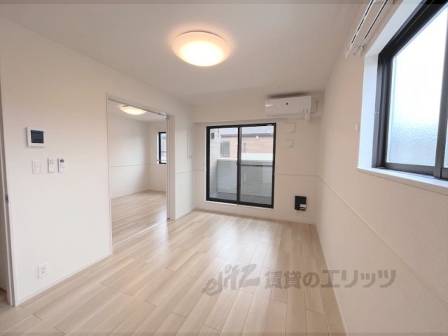 居室・リビング　リビング