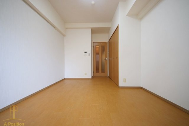 居室・リビング　ONE　ROOF　FLAT　TENLINBASHI