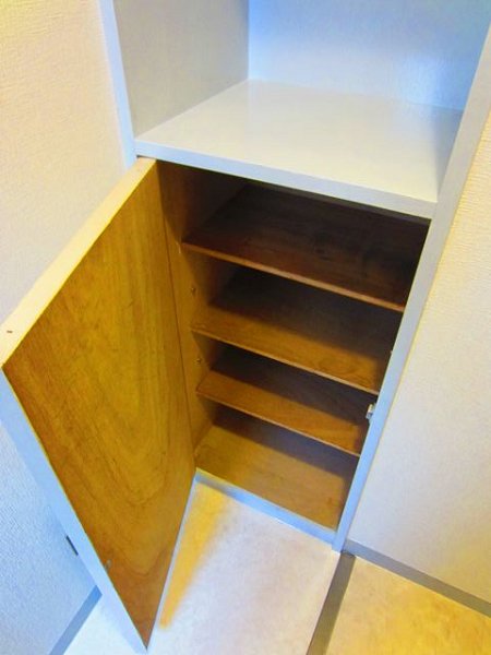 収納　シューズボックス