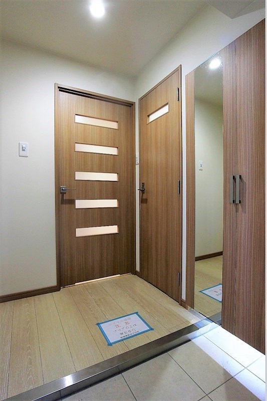 玄関　トールサイズのシューズボックスを設置しています。