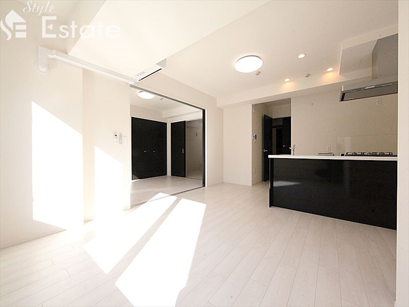 居室・リビング　内装