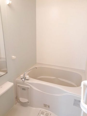 バス・シャワールーム　お風呂で日々の疲れを落としましょう