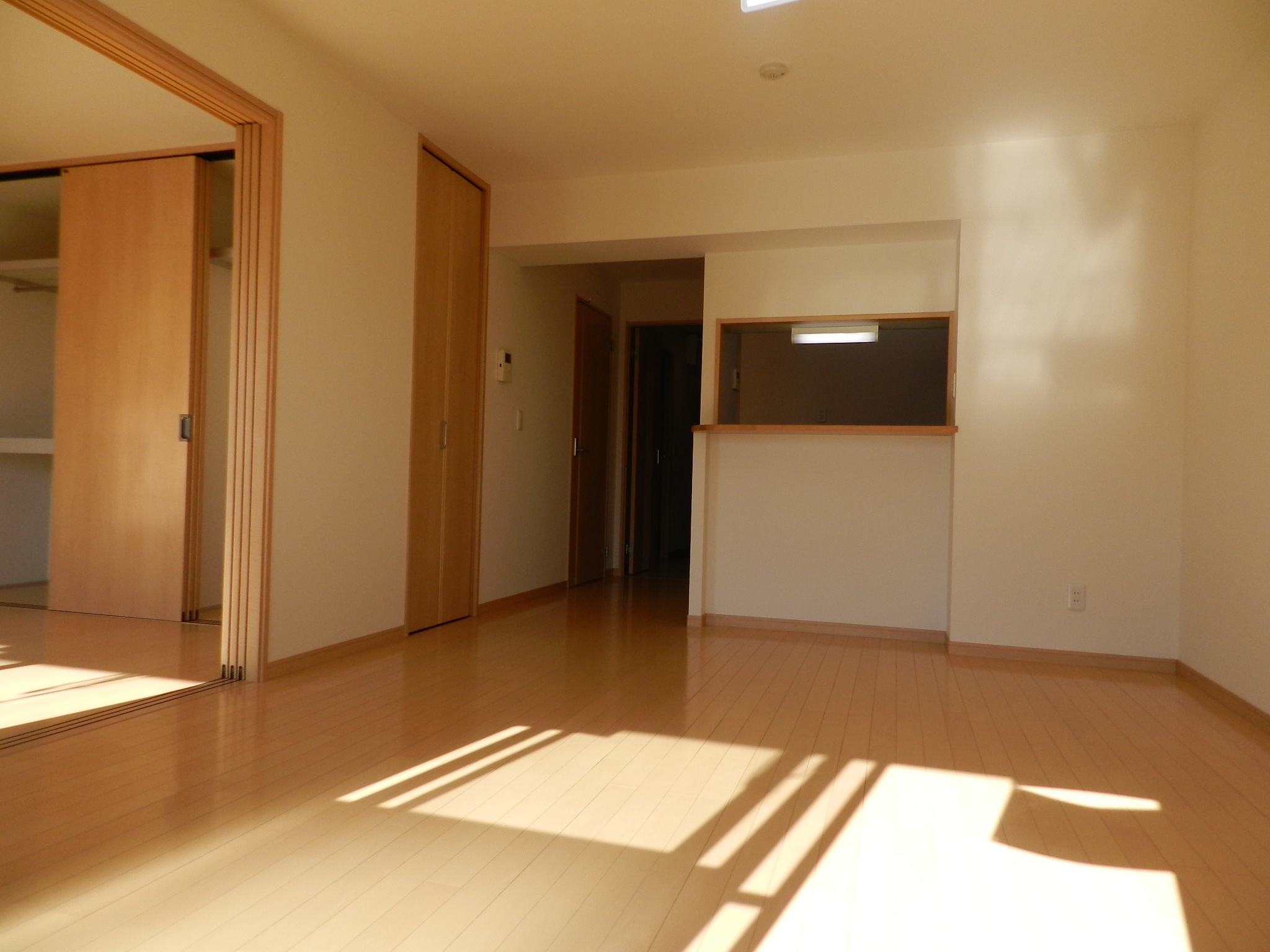 居室・リビング　ＬＤＫ14帖　対面キッチン