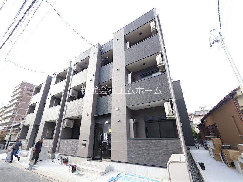 建物外観　外観　オートロック付　宅配ＢＯＸ有り