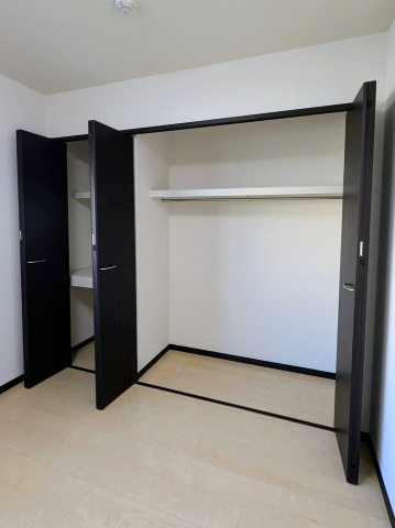 収納　広々クローゼット