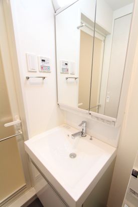 洗面設備　☆嬉しい独立洗面台☆