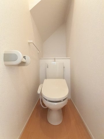 トイレ　トイレもきれいです