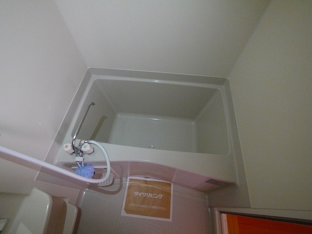 バス・シャワールーム　お風呂です