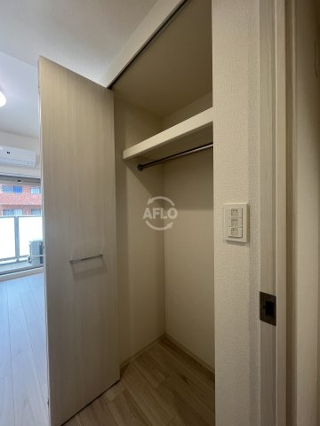 収納　プレサンス東三国駅前グランクラス　クローゼット