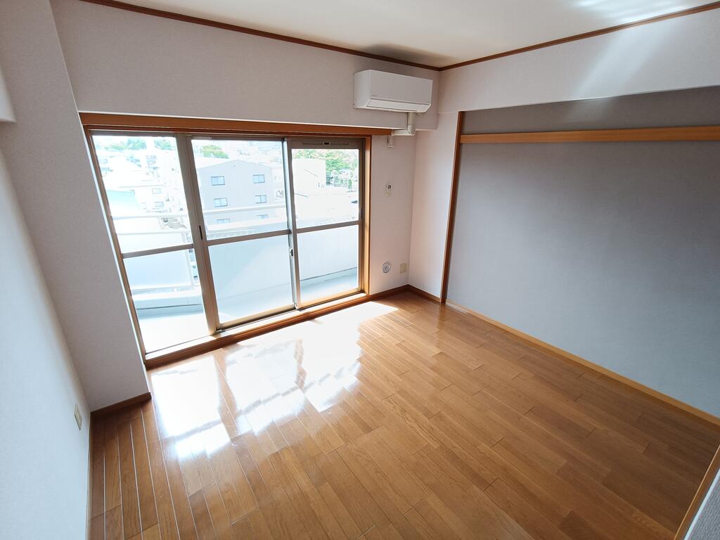 居室・リビング　※別号室