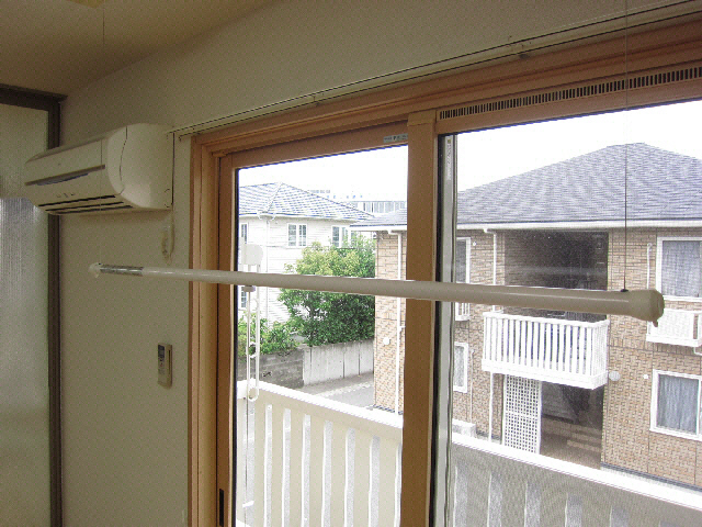 その他設備　室内物干し設備