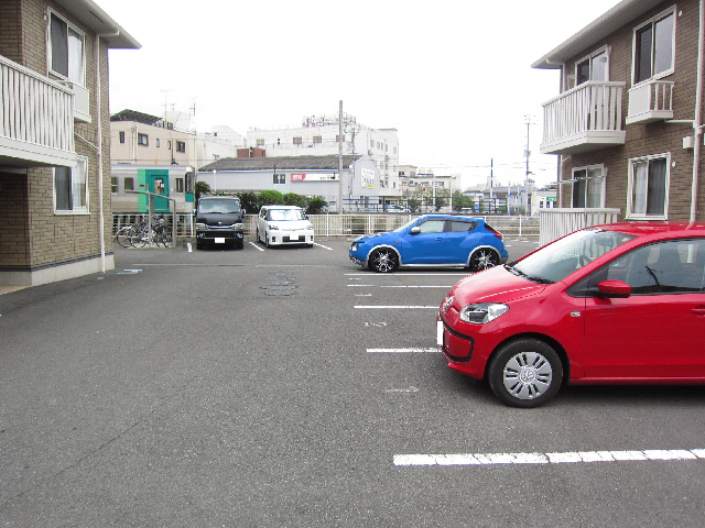 駐車場　駐車場