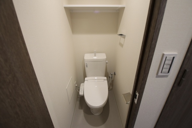 トイレ　※別室の参考写真の為、現況優先です。