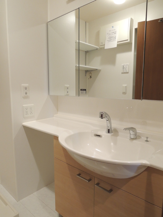 洗面設備　☆うれしい独立洗面台☆