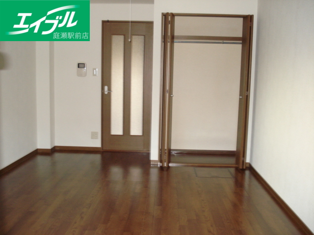 収納　洋室（クローゼット）