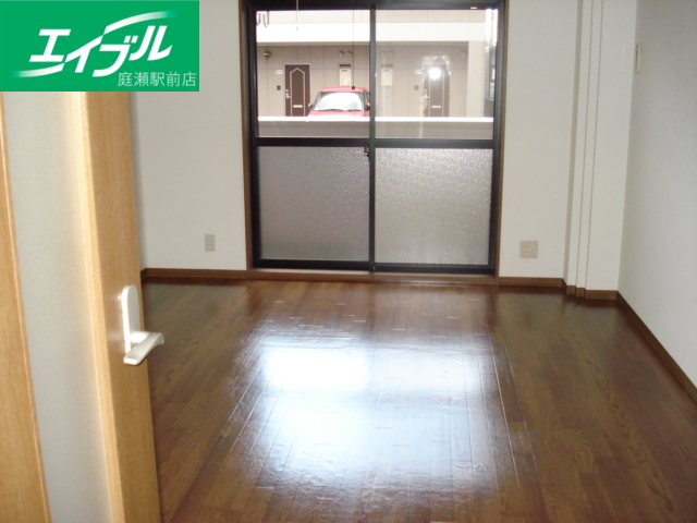 居室・リビング　洋室