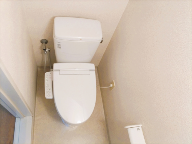 ＪＲ関西本線 法隆寺駅 徒歩10分 2階建 築33年のトイレ写真