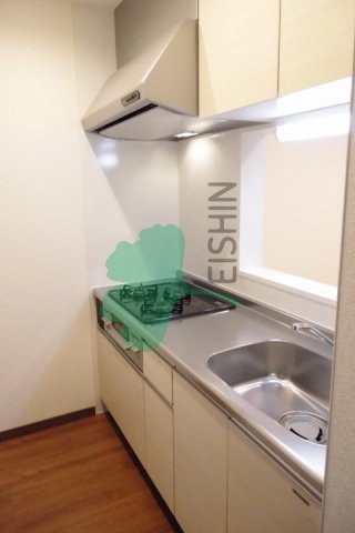 キッチン　ガスコンロ3口(グリル付き)＊カラーは白になります