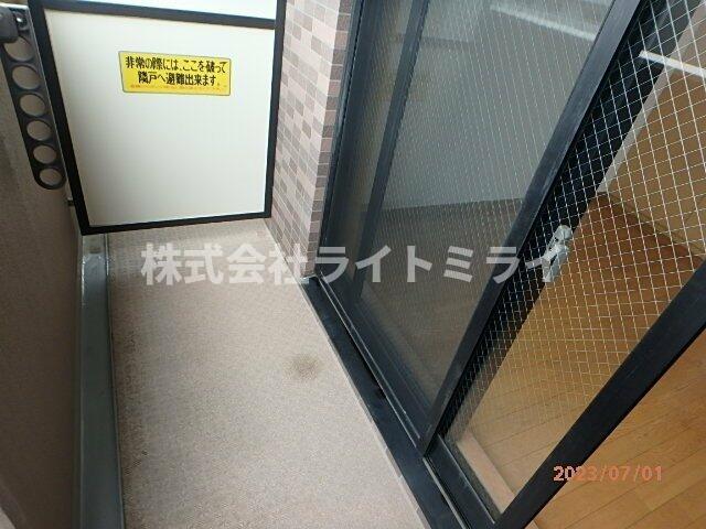 バルコニー　?