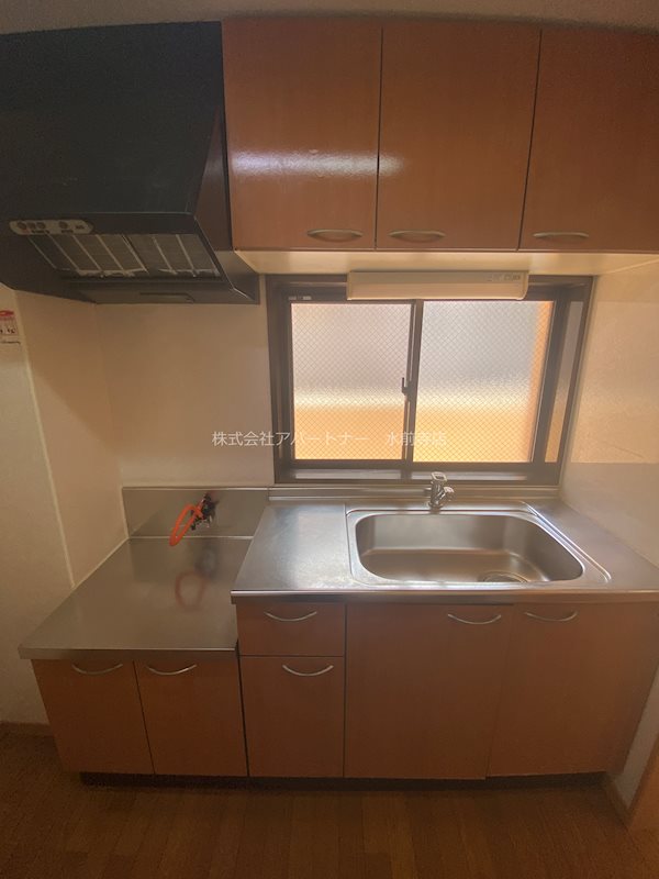 キッチン　独立キッチンなのでお料理もしやすいですよ！