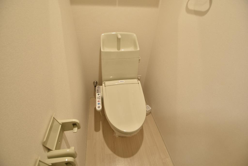 トイレ　シャワー付トイレ