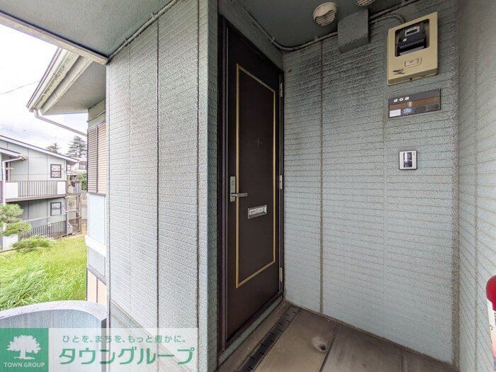 玄関　お問合せはタウンハウジングまで！※現地待合わせ相談可能