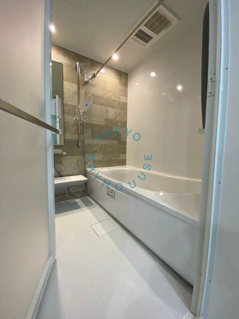バス・シャワールーム　※別部屋参考写真