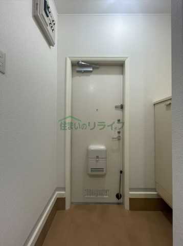 マツダハウスA棟の玄関写真