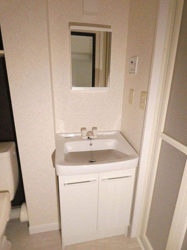 洗面設備　同仕様写真