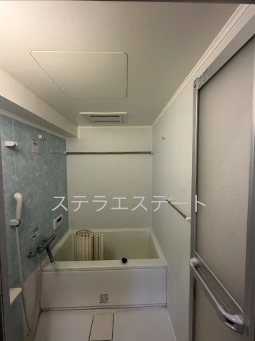 バス・シャワールーム　お風呂の広さも問題ありません。