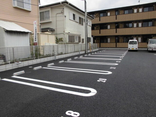 駐車場　駐車場