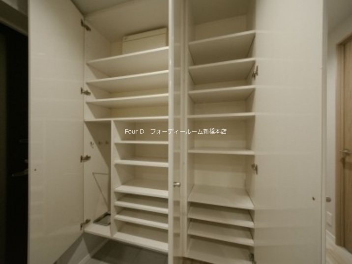 玄関　★見学予約受付中★