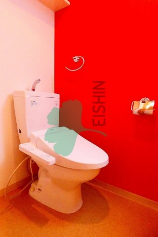 トイレ　清潔感のあるトイレです。