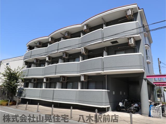 【橿原市久米町のマンションの建物外観】