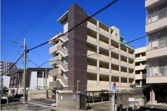 熊本市中央区上林町のマンションの建物外観