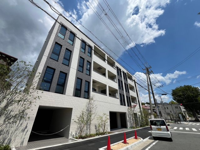 ミレーネ芦屋東山の建物外観