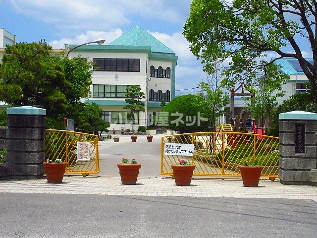 【グリーンタウン佐賀駅前の小学校】