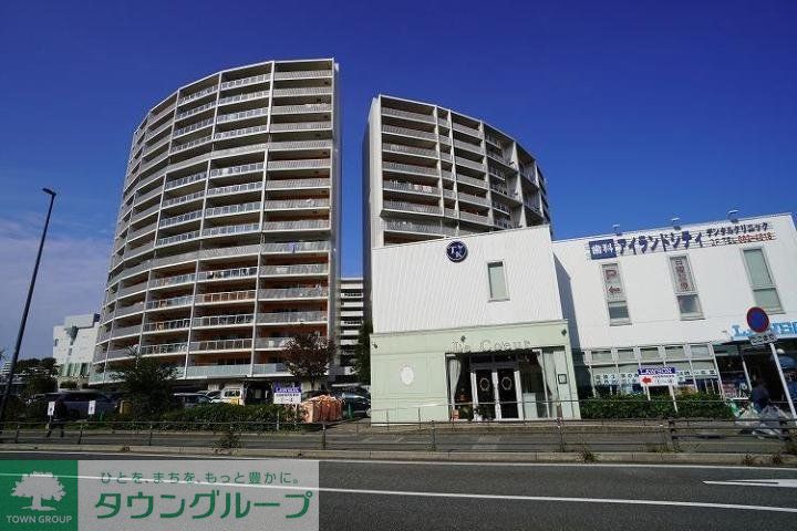 福岡市東区香椎照葉のマンションの建物外観