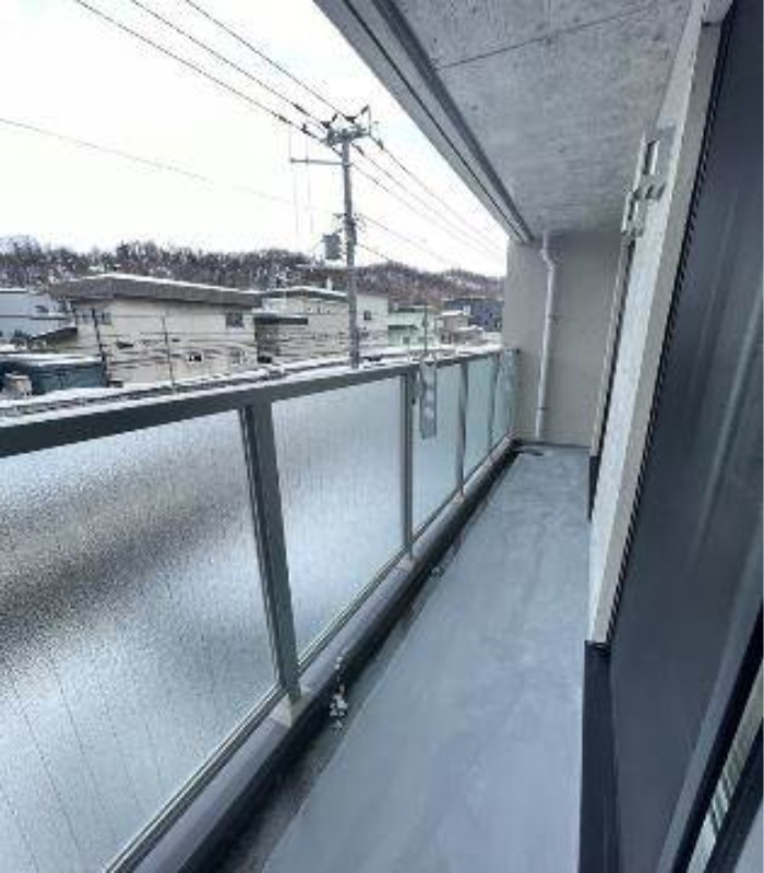 【札幌市南区北ノ沢のマンションのバルコニー】