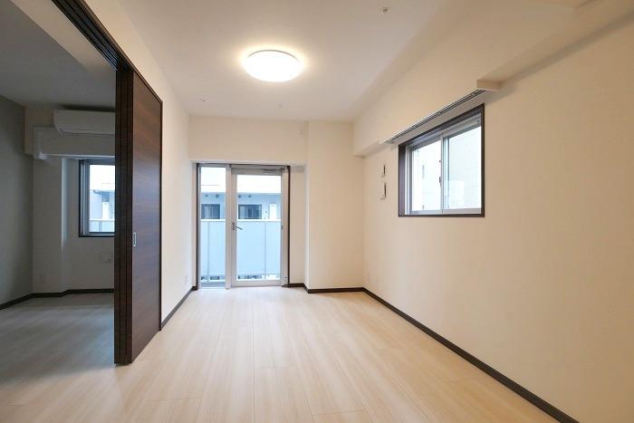 居室・リビング　内観1