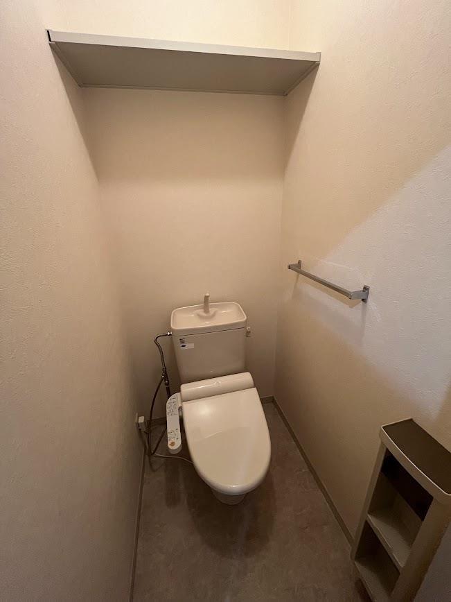 ＪＲ山陽本線 網干駅 徒歩20分 2階建 築29年のトイレ写真