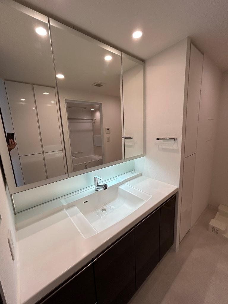 洗面設備　洗面化粧台