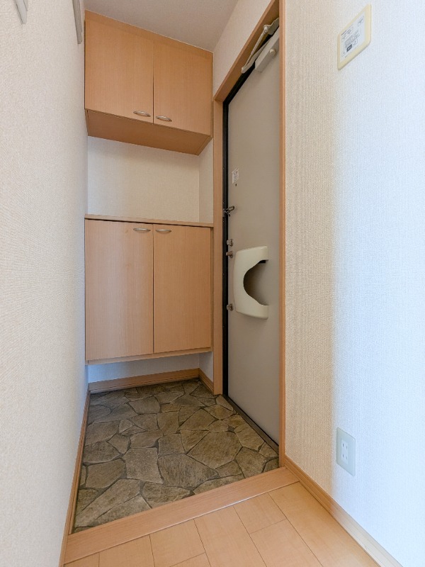 玄関　図面と現状に相違がある場合には現状を優先