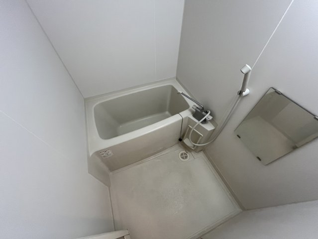 バス・シャワールーム　ロア金山