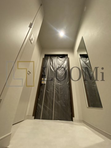 玄関　THE WEAVE MINAMI SEMBA　玄関スペース