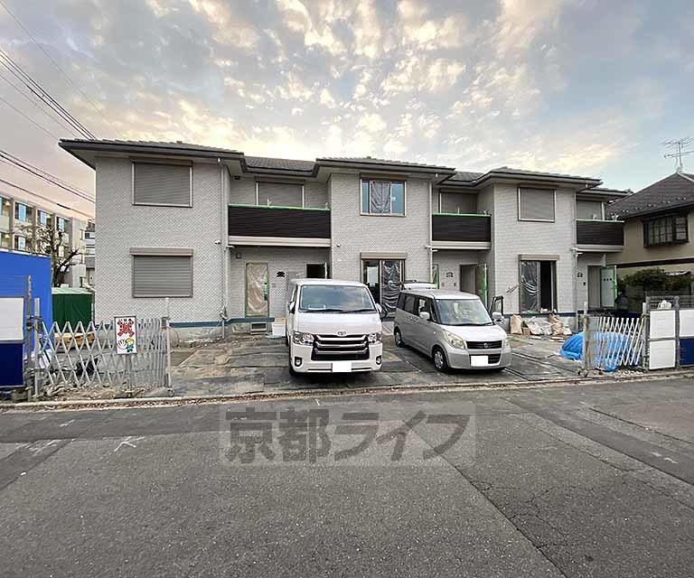 建物外観　建築中風景